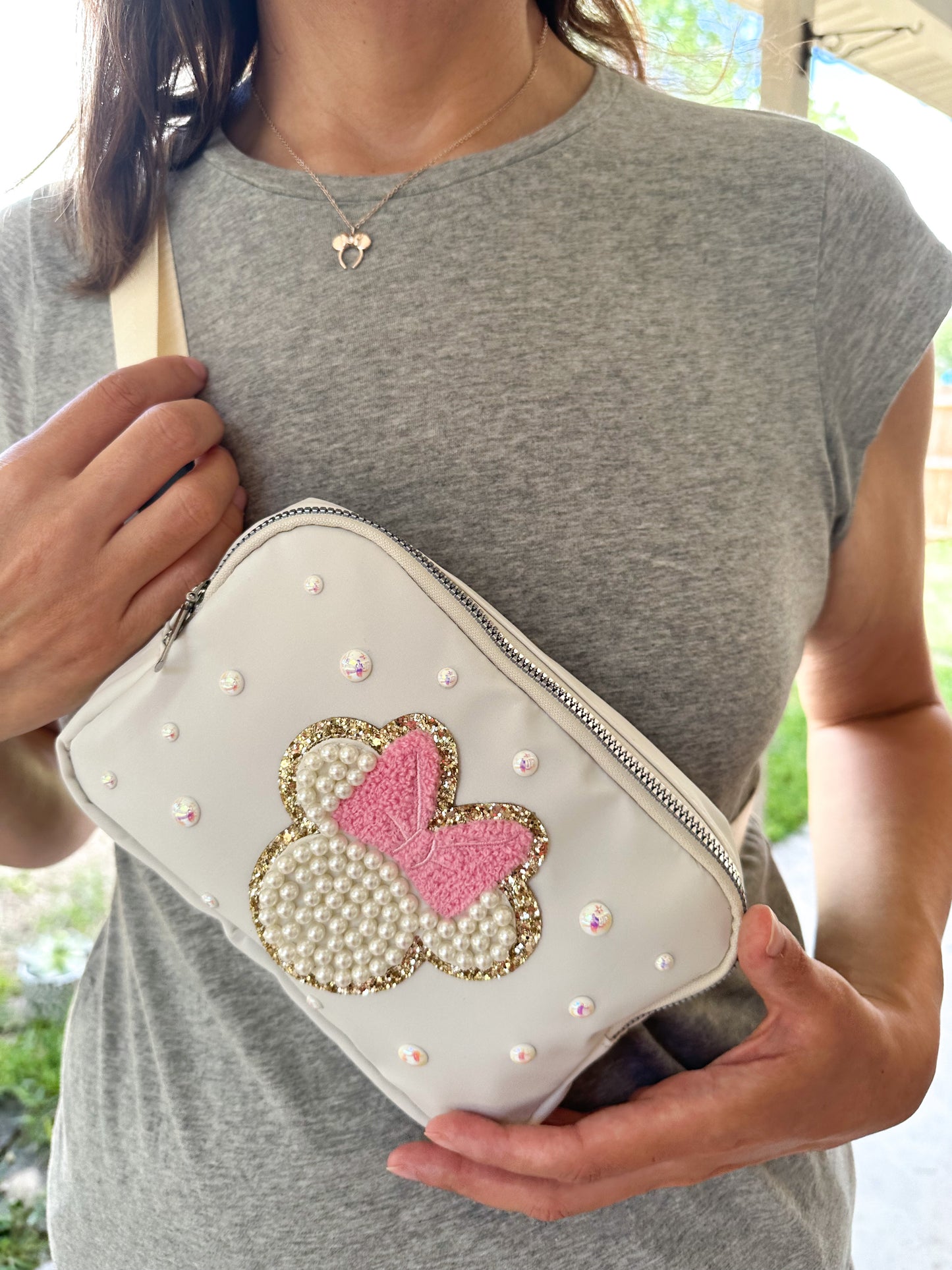 Ivory Bag with Pink Bow Mouse Patch