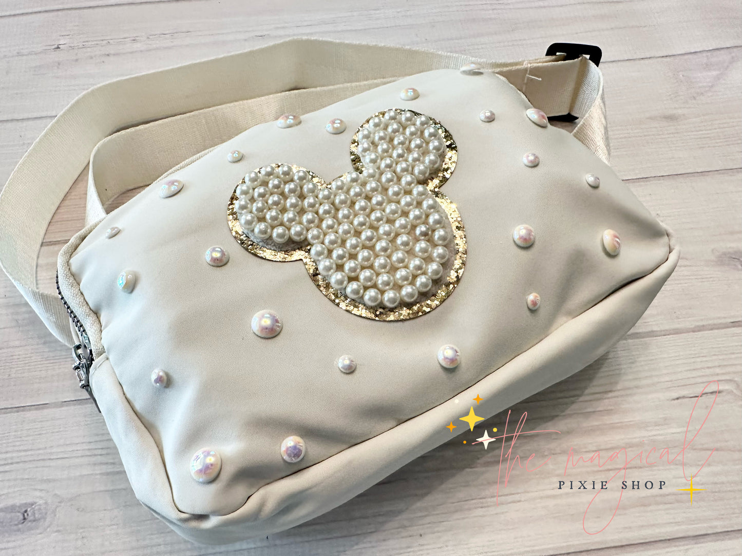 Ivory Bag with Mouse Patch